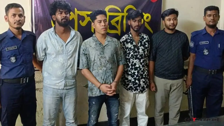 ধামা ইলিয়াছের এক তথ্যেই ধরা পড়ল ডেভিড ইমনসহ ৪ শীর্ষ সন্ত্রাসী