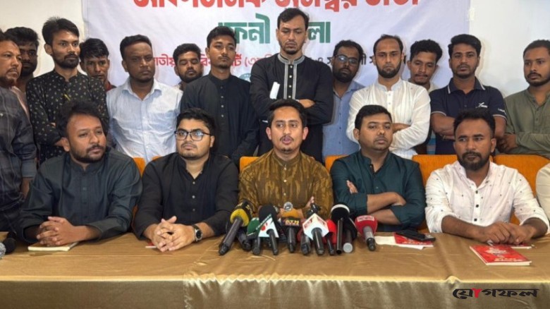 বিএনপি আবার পুরোনো ধারায় ফেরার চেষ্টা করছে: সারজিস